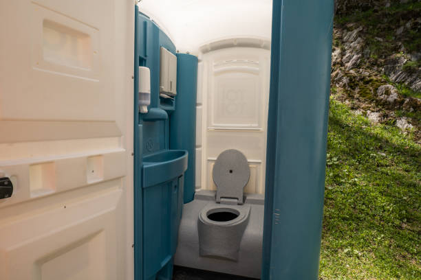 Best Restroom trailer rental cost  in Greenfield, WI